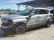 2024 Hyundai Santa Fe SEL z VIN 5NMP24GL5RH028437, wystawiony jako Copart lot #48310305 z przebiegiem 16 173 mil mil oraz Nie do naprawy • Non repairable. Historia ofert i sprzedaży dostępna na DreamBid. Obrazek 1.