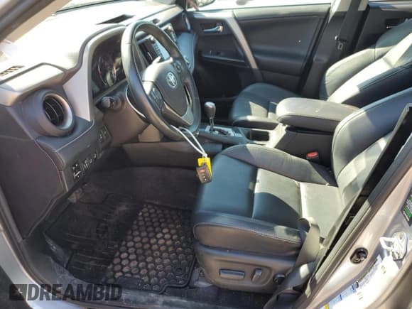 ✅ 2017 Toyota RAV4 Limited • VIN: 2T3DFREV3HW552205 • Лот: 57942525. Опубликован ранее на Copart с пробегом 122 581 миль. Бесплатный доступ к архиву аукционных продаж из США и подробный отчёт об истории автомобиля на DreamBid. Изображение 7.