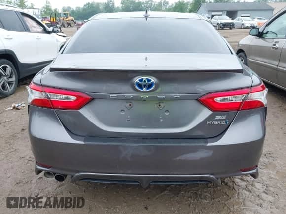 2020 Toyota Camry Hybrid SE z VIN 4T1J31AK2LU542677, wystawiony jako IAAI lot #42449548 z przebiegiem Nie podano mil oraz . Historia ofert i sprzedaży dostępna na DreamBid. Obrazek 17.