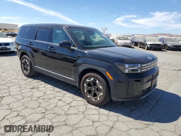 ✅ 2024 Hyundai Santa Fe SE • VIN: 5NMP14GL1RH038370 • Lot: 66208875. Wystawiony na Copart z przebiegiem 19 283 mil. Bezpłatny archiwum sprzedaży aukcyjnych z USA i szczegółowy raport historii pojazdu na DreamBid. Zdjęcie 4.