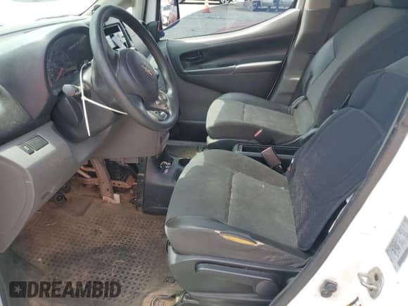 2015 Chevrolet City Express Cargo LS z VIN 3N63M0YN0FK721323, wystawiony jako Copart lot #57273775 z przebiegiem Nie podano mil oraz Szkoda całkowita • Salvage title. Historia ofert i sprzedaży dostępna na DreamBid. Obrazek 7.