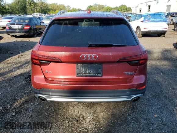 ✅ 2018 Audi allroad A4 Premium • VIN: WA17NAF46JA095637 • Lot: 71985315. Listed on Copart with 67,272 mi. Free auction sales archive from the USA and detailed vehicle history report at DreamBid. Image 6.