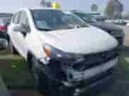 2018 Chevrolet Trax LS z VIN 3GNCJKSB2JL237296, wystawiony jako IAAI lot #43415624 z przebiegiem 54 250 mil mil oraz . Historia ofert i sprzedaży dostępna na DreamBid. Obrazek 1.