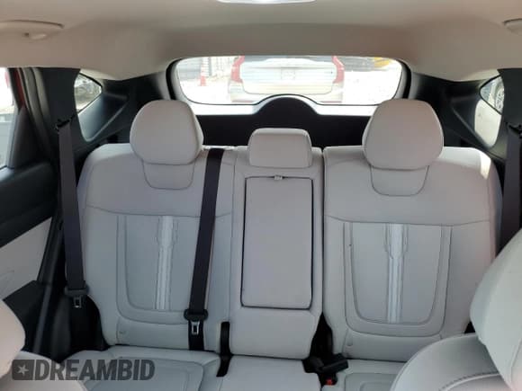 ✅ 2025 Hyundai Tucson SEL • VIN: 5NMJBCDE1SH586703 • Лот: 71685165. Опубликован ранее на Copart с пробегом 3 138 миль. Бесплатный доступ к архиву аукционных продаж из США и подробный отчёт об истории автомобиля на DreamBid. Изображение 10.