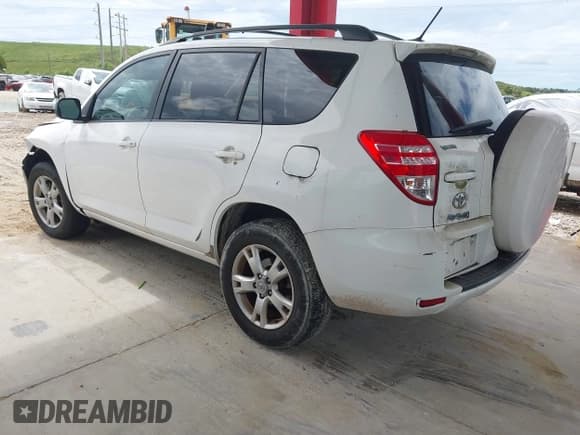 ✅ 2011 Toyota RAV4 • VIN: 2T3ZF4DV6BW103828 • Lot: 43261327. Listed on IAAI with 106,571 mi. Free auction sales archive from the USA and detailed vehicle history report at DreamBid. Image 3.