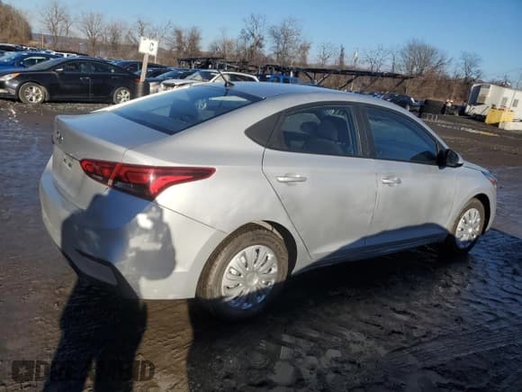 ✅ 2018 Hyundai Accent SEL • VIN: 3KPC24A31JE015459 • Lot: 85662274. Wystawiony na Copart z przebiegiem 131 409 mil. Bezpłatny archiwum sprzedaży aukcyjnych z USA i szczegółowy raport historii pojazdu na DreamBid. Zdjęcie 3.