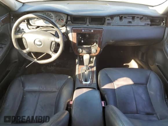 ✅ 2013 Chevrolet Impala LTZ • VIN: 2G1WC5E38D1215761 • Lot: 90534035. Listed on Copart with 205,467 mi. Free auction sales archive from the USA and detailed vehicle history report at DreamBid. Image 8.