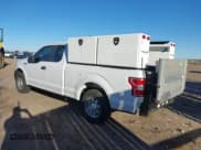 ✅ 2018 Ford F-150 XL • VIN: 1FTEX1C59JKE86103 • Lot: 43573932. Wystawiony na IAAI z przebiegiem Nie podano. Bezpłatny archiwum sprzedaży aukcyjnych z USA i szczegółowy raport historii pojazdu na DreamBid. Zdjęcie 3.