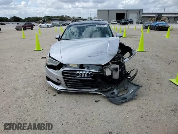 ✅ 2015 Audi A3 Premium Plus • VIN: WAUCCGFF8F1016553 • Lot: 90052535. Listed on Copart with 158,875 mi. Free auction sales archive from the USA and detailed vehicle history report at DreamBid. Image 13.