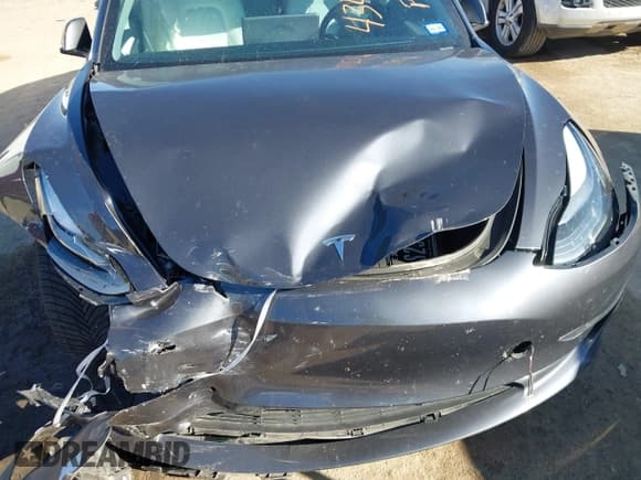 ✅ 2021 Tesla Model 3 Long Range • VIN: 5YJ3E1EB5MF980685 • Lot: 43491119. Wystawiony na IAAI z przebiegiem 46 691 mil. Bezpłatny archiwum sprzedaży aukcyjnych z USA i szczegółowy raport historii pojazdu na DreamBid. Zdjęcie 6.