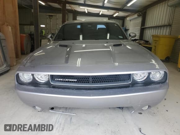✅ 2013 Dodge Challenger Rallye Redline • VIN: 2C3CDYAG6DH616173 • Lot: 46070745. Wystawiony na Copart z przebiegiem 137 024 mil. Bezpłatny archiwum sprzedaży aukcyjnych z USA i szczegółowy raport historii pojazdu na DreamBid. Zdjęcie 5.