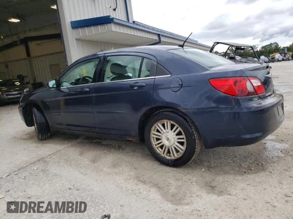 ✅ 2008 Chrysler Sebring Touring • VIN: 1C3LC56RX8N201480 • Лот: 69213224. Опубликован ранее на Copart с пробегом 217 550 миль. Бесплатный доступ к архиву аукционных продаж из США и подробный отчёт об истории автомобиля на DreamBid. Изображение 2.