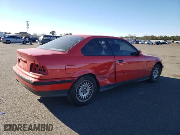✅ 1994 BMW 3 Series • VIN: WBABF4320REK12454 • Lot: 93232405. Listed on Copart with 156,662 mi. Free auction sales archive from the USA and detailed vehicle history report at DreamBid. Image 3.