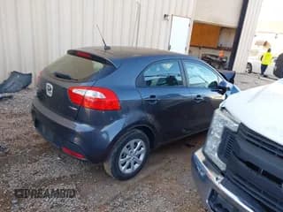 ✅ 2013 Kia Rio EX • VIN: KNADN5A33D6156722 • Lot: 43591751. Wystawiony na IAAI z przebiegiem 135 599 mil. Bezpłatny archiwum sprzedaży aukcyjnych z USA i szczegółowy raport historii pojazdu na DreamBid. Zdjęcie 4.