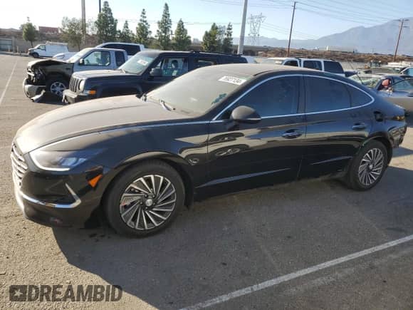 ✅ 2020 Hyundai Sonata Ultimate • VIN: KMHL34JJXLA012105 • Лот: 76927134. Размещён на Copart с пробегом 66 897 миль миль. Получите бесплатный доступ к архиву аукционных продаж из США и посмотрите подробный отчёт об истории автомобиля на DreamBid. Изображение 1.