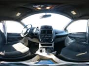 ✅ 2015 Dodge Grand Caravan American Value • VIN: 2C4RDGBG7FR690309 • Lot: 43380327. Wystawiony na IAAI z przebiegiem 139 193 mil. Bezpłatny archiwum sprzedaży aukcyjnych z USA i szczegółowy raport historii pojazdu na DreamBid. Zdjęcie 19.