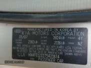 ✅ 2007 Kia Spectra EX • VIN: KNAFE122275421874 • Lot: 81287025. Wystawiony na Copart z przebiegiem 91 610 mil. Bezpłatny archiwum sprzedaży aukcyjnych z USA i szczegółowy raport historii pojazdu na DreamBid. Zdjęcie 12.