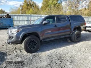 ✅ 2017 Toyota Tacoma TRD Sport • VIN: 3TMCZ5AN9HM083169 • Lot: 82579835. Listed on Copart with 94,157 mi. Free auction sales archive from the USA and detailed vehicle history report at DreamBid. Image 1.