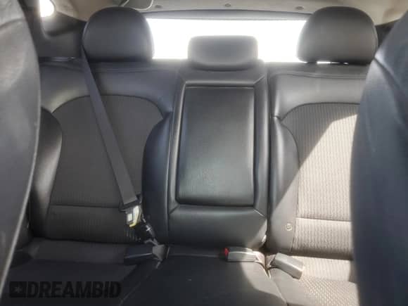 ✅ 2011 Hyundai Tucson Limited • VIN: KM8JUCAC5BU210779 • Lot: 70161325. Listed on Copart with 220,043 mi miles. Access the free auction sales archive from the USA and view a detailed vehicle history report at DreamBid. Image 10.