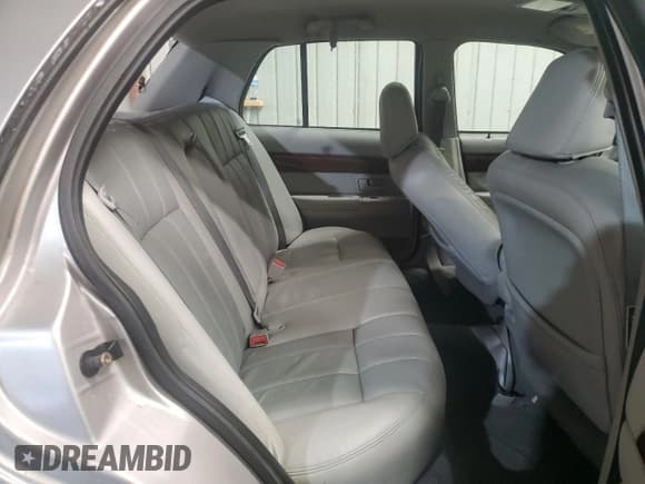 ✅ 2003 Mercury Grand Marquis LS Premium • VIN: 2MEFM75W83X695501 • Lot: 87288885. Listed on Copart with 49,656 mi. Free auction sales archive from the USA and detailed vehicle history report at DreamBid. Image 10.