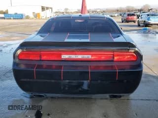 ✅ 2013 Dodge Challenger R/T • VIN: 2C3CDYBTXDH616253 • Lot: 86608804. Wystawiony na Copart z przebiegiem 193 923 mil. Bezpłatny archiwum sprzedaży aukcyjnych z USA i szczegółowy raport historii pojazdu na DreamBid. Zdjęcie 6.