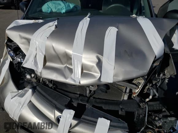 ✅ 2008 Toyota Sienna LE • VIN: 5TDZK23C18S220713 • Lot: 82717765. Listed on Copart with 276,810 mi. Free auction sales archive from the USA and detailed vehicle history report at DreamBid. Image 12.