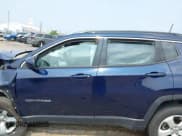 ✅ 2019 Jeep Compass Latitude • VIN: 3C4NJDBB8KT813004 • Лот: 42930850. Опубликован ранее на IAAI с пробегом 75 288 миль. Бесплатный доступ к архиву аукционных продаж из США и подробный отчёт об истории автомобиля на DreamBid. Изображение 14.