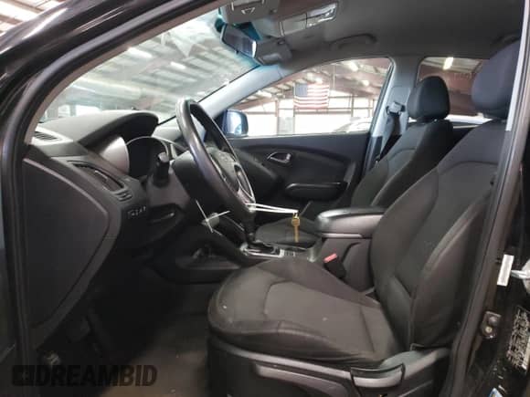 2015 Hyundai Tucson GLS z VIN KM8JTCAF1FU031531, wystawiony jako Copart lot #80736893 z przebiegiem 113 925 mil mil oraz . Historia ofert i sprzedaży dostępna na DreamBid. Obrazek 7.