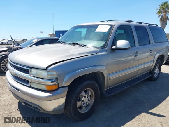 ✅ 2002 Chevrolet Suburban LT • VIN: 1GNEC16T62J218842 • Лот: 42235947. Опубликован ранее на IAAI с пробегом 149 539 миль. Бесплатный доступ к архиву аукционных продаж из США и подробный отчёт об истории автомобиля на DreamBid. Изображение 2.