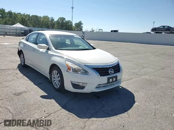 2015 Nissan Altima S z VIN 1N4AL3AP3FC592077, wystawiony jako Copart lot #85838705 z przebiegiem 127 942 mil mil oraz Szkoda całkowita • Salvage title. Historia ofert i sprzedaży dostępna na DreamBid. Obrazek 13.