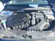 2019 Hyundai Sonata SE z VIN 5NPE24AF8KH775226, wystawiony jako IAAI lot #43184656 z przebiegiem 127 848 mil mil oraz . Historia ofert i sprzedaży dostępna na DreamBid. Obrazek 10.