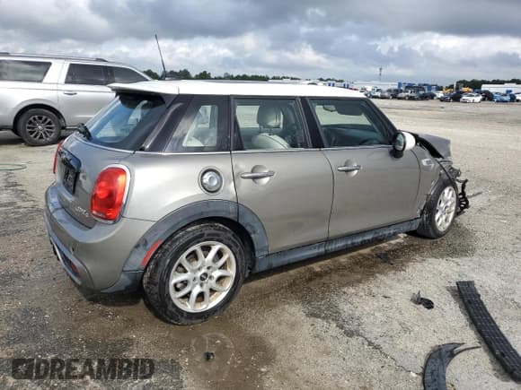 ✅ 2017 MINI Hardtop 4 Door Cooper S • VIN: WMWXU3C33H2F49279 • Lot: 71969455. Listed on Copart with 65,793 mi. Free auction sales archive from the USA and detailed vehicle history report at DreamBid. Image 3.