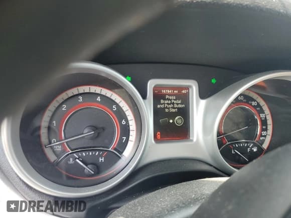 ✅ 2017 Dodge Journey GT • VIN: 3C4PDDEG9HT615595 • Лот: 71963875. Опубликован ранее на Copart с пробегом 167 841 миль. Бесплатный доступ к архиву аукционных продаж из США и подробный отчёт об истории автомобиля на DreamBid. Изображение 9.