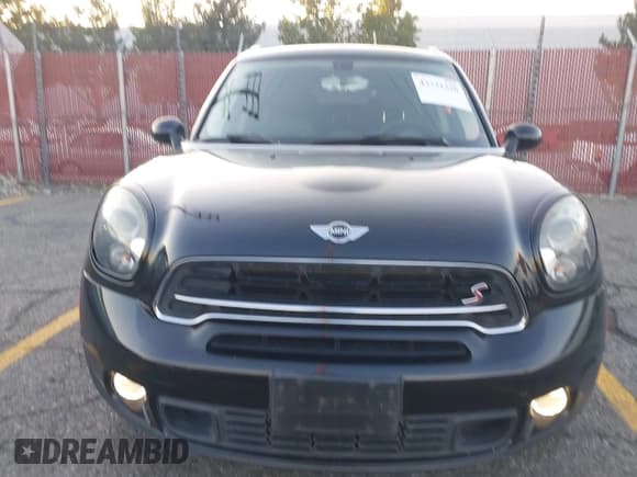 ✅ 2015 MINI Countryman S • VIN: WMWZC3C56FWT02659 • Lot: 43731320. Wystawiony na IAAI z przebiegiem 120 147 mil. Bezpłatny archiwum sprzedaży aukcyjnych z USA i szczegółowy raport historii pojazdu na DreamBid. Zdjęcie 6.