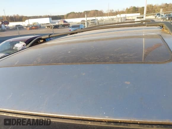 ✅ 2002 Lexus RX 300 • VIN: JTJGF10U720131920 • Lot: 43673024. Wystawiony na IAAI z przebiegiem 293 837 mil. Bezpłatny archiwum sprzedaży aukcyjnych z USA i szczegółowy raport historii pojazdu na DreamBid. Zdjęcie 14.