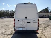 ✅ 2012 Mercedes-Benz Sprinter Cargo • VIN: WD3PE8CB9C5610329 • Lot: 42515465. Wystawiony na Copart z przebiegiem 301 247 mil. Bezpłatny archiwum sprzedaży aukcyjnych z USA i szczegółowy raport historii pojazdu na DreamBid. Zdjęcie 6.