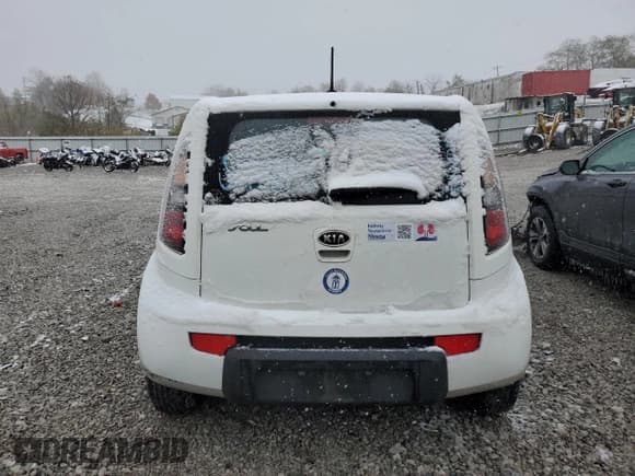 ✅ 2011 Kia Soul • VIN: KNDJT2A12B7713815 • Lot: 92536625. Wystawiony na Copart z przebiegiem 133 918 mil. Bezpłatny archiwum sprzedaży aukcyjnych z USA i szczegółowy raport historii pojazdu na DreamBid. Zdjęcie 6.
