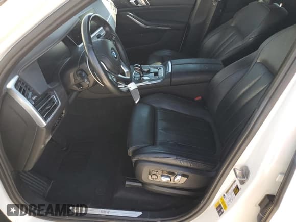 ✅ 2022 BMW X5 xDrive45e • VIN: 5UXTA6C02N9M26931 • Лот: 86080325. Опубликован ранее на Copart с пробегом 94 851 миль. Бесплатный доступ к архиву аукционных продаж из США и подробный отчёт об истории автомобиля на DreamBid. Изображение 7.