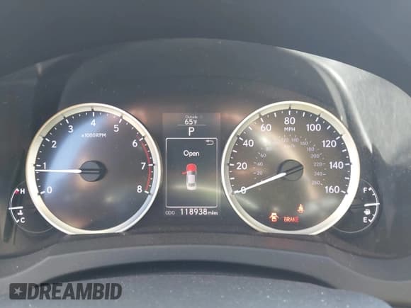 ✅ 2016 Lexus IS 200t • VIN: JTHBA1D21G5007641 • Lot: 43096940. Wystawiony na IAAI z przebiegiem 118 938 mil. Bezpłatny archiwum sprzedaży aukcyjnych z USA i szczegółowy raport historii pojazdu na DreamBid. Zdjęcie 7.