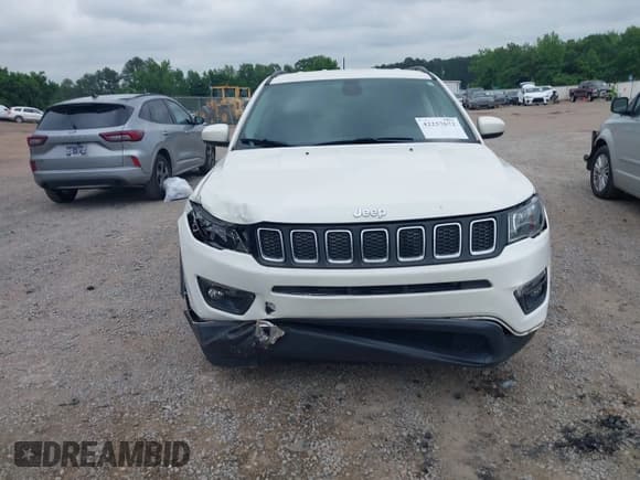 ✅ 2019 Jeep Compass Latitude • VIN: 3C4NJCBBXKT699338 • Лот: 42257672. Опубликован ранее на IAAI с пробегом 102 970 миль. Бесплатный доступ к архиву аукционных продаж из США и подробный отчёт об истории автомобиля на DreamBid. Изображение 6.