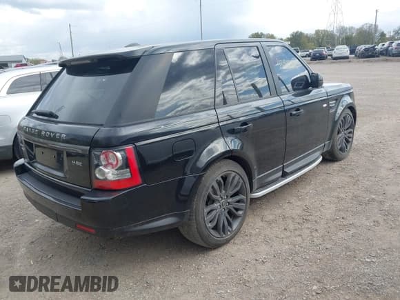 ✅ 2013 Land Rover Range Rover Sport HSE • VIN: SALSF2D48DA807228 • Lot: 43512809. Listed on IAAI with 80,462 mi. Free auction sales archive from the USA and detailed vehicle history report at DreamBid. Image 4.