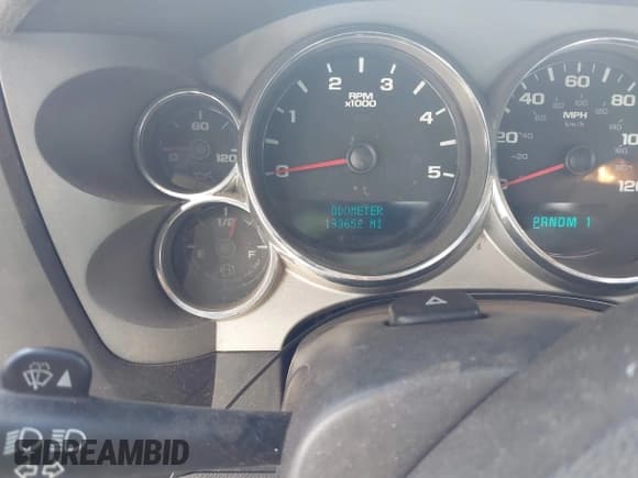 ✅ 2007 Chevrolet Silverado 2500HD 1LT • VIN: 1GCHK24687E541687 • Lot: 42593318. Wystawiony na IAAI z przebiegiem 193 652 mil. Bezpłatny archiwum sprzedaży aukcyjnych z USA i szczegółowy raport historii pojazdu na DreamBid. Zdjęcie 7.