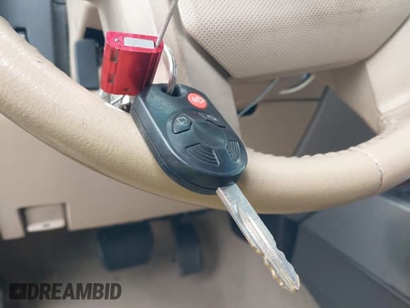 ✅ 2007 Ford Expedition Eddie Bauer • VIN: 1FMFU18517LA11176 • Лот: 42167558. Опубликован ранее на IAAI с пробегом 238 839 миль. Бесплатный доступ к архиву аукционных продаж из США и подробный отчёт об истории автомобиля на DreamBid. Изображение 11.