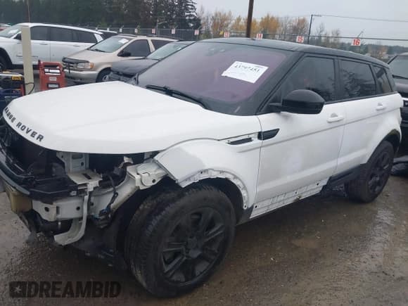 ✅ 2017 Land Rover Range Rover Evoque SE • VIN: SALVP2BG1HH239795 • Lot: 43797451. Listed on IAAI with 92,537 mi. Free auction sales archive from the USA and detailed vehicle history report at DreamBid. Image 19.