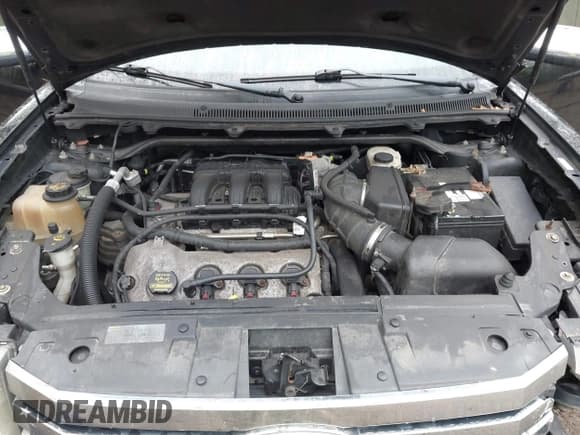 ✅ 2011 Ford Flex Limited • VIN: 2FMGK5DC4BBD05718 • Lot: 43250116. Wystawiony na IAAI z przebiegiem 243 935 mil. Bezpłatny archiwum sprzedaży aukcyjnych z USA i szczegółowy raport historii pojazdu na DreamBid. Zdjęcie 10.