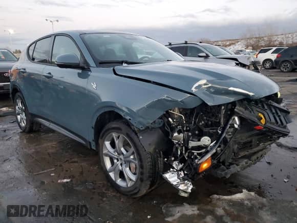 2024 Dodge Hornet R/T Plus с VIN ZACPDFDW0R3A22888, выставлен на аукционе Copart как лот 42756115 с пробегом 14 846 миль миль и Списание • Salvage title. История ставок и продаж доступна на DreamBid. Изображение 4.