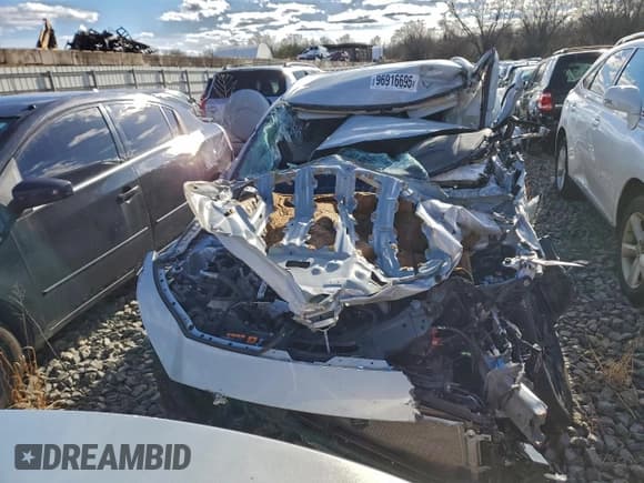 ✅ 2024 Mazda CX-30 S Select Sport • VIN: 3MVDMBBM5RM692928 • Lot: 96916695. Wystawiony na Copart z przebiegiem Nie podano. Bezpłatny archiwum sprzedaży aukcyjnych z USA i szczegółowy raport historii pojazdu na DreamBid. Zdjęcie 5.