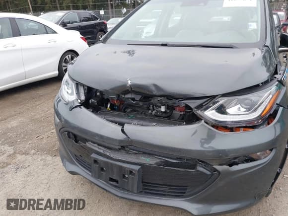 ✅ 2021 Chevrolet Bolt EV LT • VIN: 1G1FY6S0XM4108670 • Lot: 41625671. Wystawiony na IAAI z przebiegiem 20 859 mil. Bezpłatny archiwum sprzedaży aukcyjnych z USA i szczegółowy raport historii pojazdu na DreamBid. Zdjęcie 6.