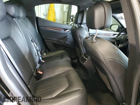 ✅ 2019 Maserati Ghibli S Q4 • VIN: ZAM57YTA6K1311025 • Lot: 61622675. Wystawiony na Copart z przebiegiem 62 831 mil. Bezpłatny archiwum sprzedaży aukcyjnych z USA i szczegółowy raport historii pojazdu na DreamBid. Zdjęcie 10.