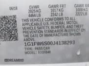 ✅ 2018 Chevrolet Bolt EV LT • VIN: 1G1FW6S00J4138293 • Lot: 41996487. Wystawiony na IAAI z przebiegiem 72 423 mil. Bezpłatny archiwum sprzedaży aukcyjnych z USA i szczegółowy raport historii pojazdu na DreamBid. Zdjęcie 9.
